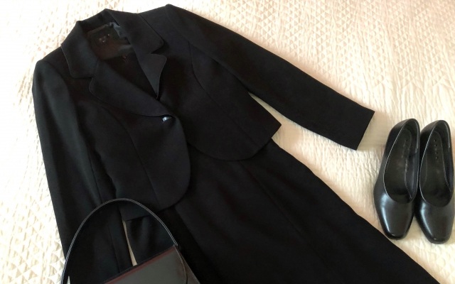 女性用の喪服